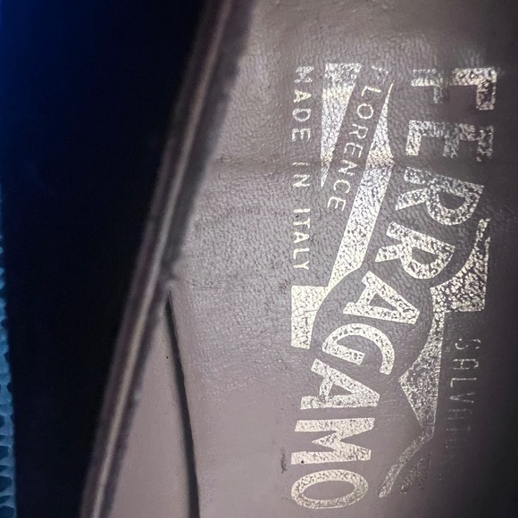 Ferragamo suede vintage black pumps  size 34 European - Picture 5 of 7